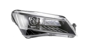 ФАР  Bi-XENON (СЪС ЗАВИВАНЕ) DLA С LED ДНЕВНА СВЕТЛИНА (HELLA)