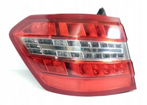 СТОП ВЪНШЕН КОМБИ LED (E) (AVANTG)